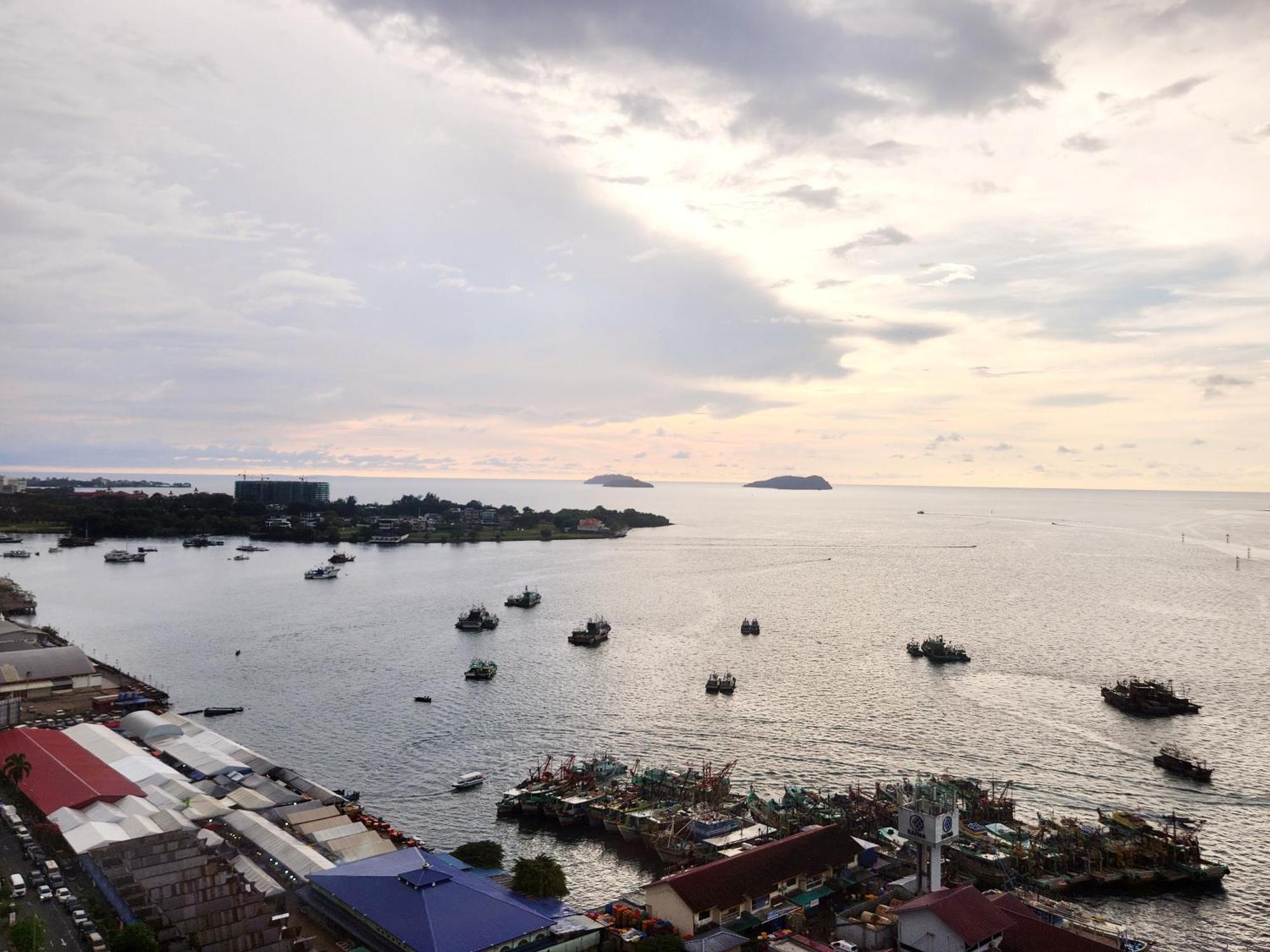 The Shore Kota Kinabalu City Centre By Lw Suites Szoba fotó